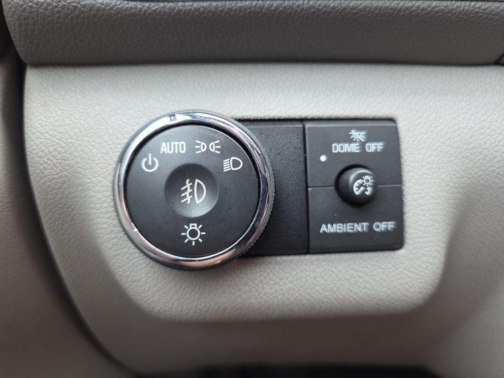 Used 2013 GMC Acadia SLT FWD image 25