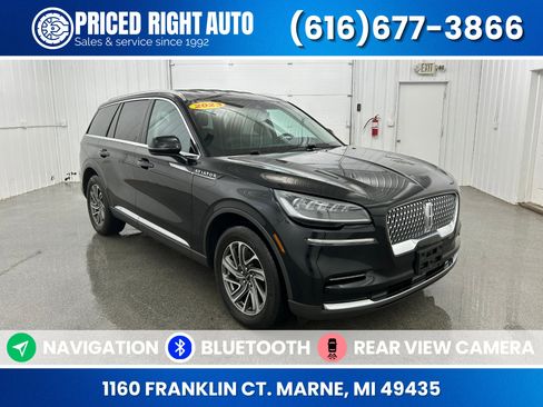 Used 2023 Lincoln Aviator AWD image 1