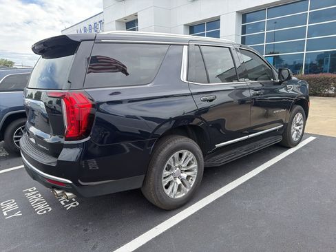 Used 2023 GMC Yukon Denali RWD image 3