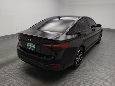 Used 2023 Volkswagen Jetta Sport FWD image 9