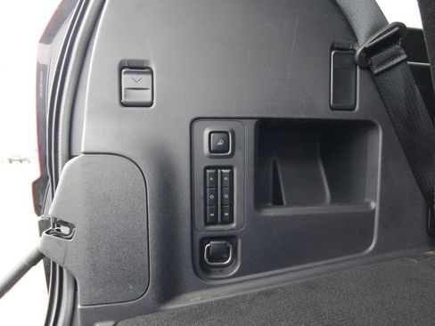 Used 2025 Ford Expedition Active image 36