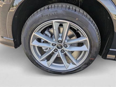Used 2025 Audi Q3 2.0T Premium w/ Convenience Package image 20