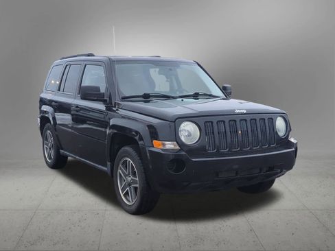 Used 2008 Jeep Patriot Sport image 8