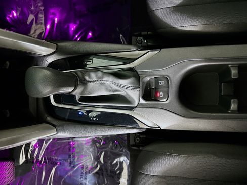 Used 2024 Toyota Corolla Cross LE w/ Moonroof Package image 22