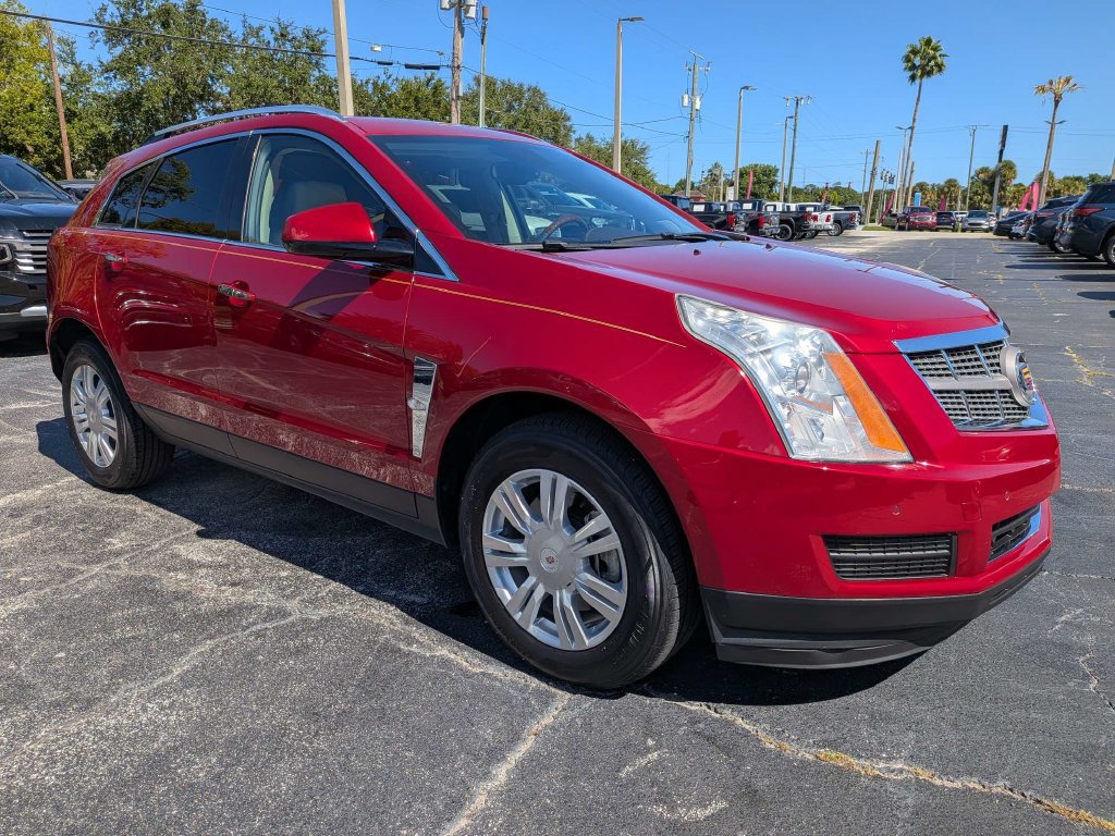 Used 2010 Cadillac SRX Luxury FWD image 2