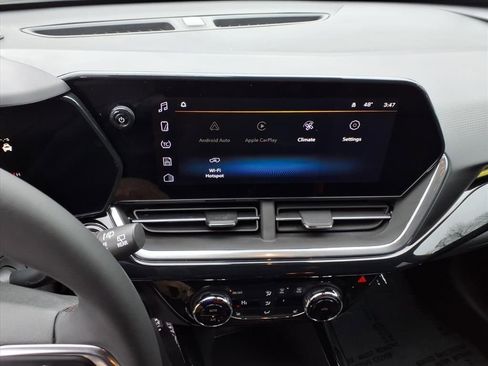 Certified 2024 Chevrolet Trax ACTIV w/ Driver Confidence Package image 18