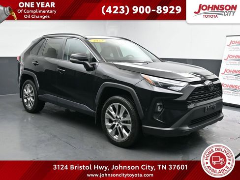 Used 2023 Toyota RAV4 XLE Premium image 1