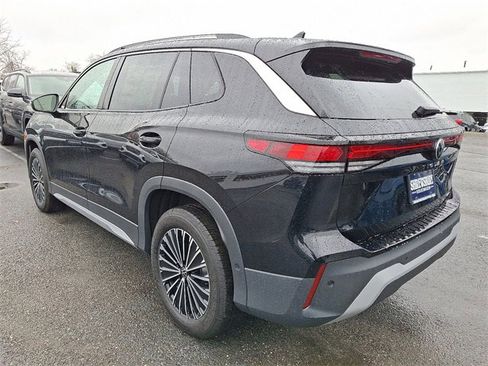 New 2026 Volkswagen Tiguan S image 3