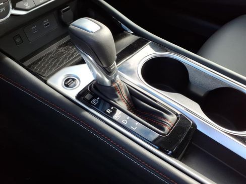 New 2025 Nissan Altima 2.5 SR image 13