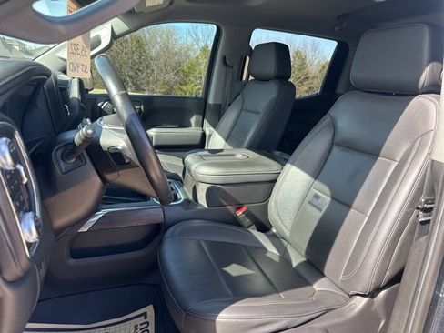 Used 2021 GMC Sierra 1500 SLT w/ SLT Convenience Package AWD/4WD image 18
