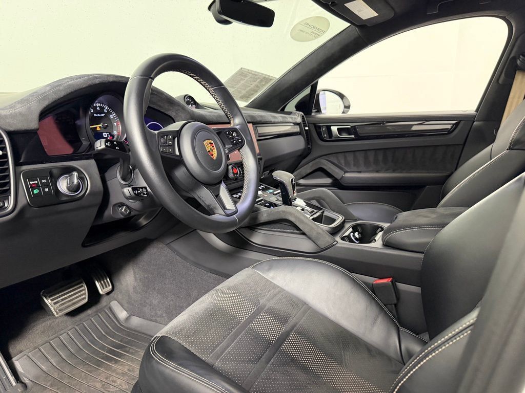 Certified 2023 Porsche Cayenne Turbo GT AWD/4WD image 3
