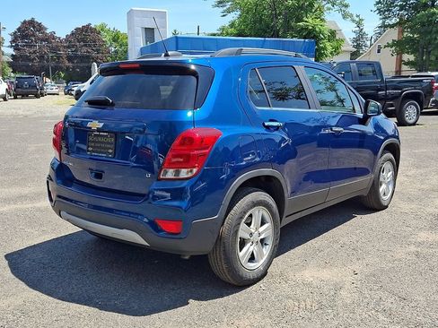 Certified 2020 Chevrolet Trax LT w/ LT Convenience Package AWD/4WD image 8