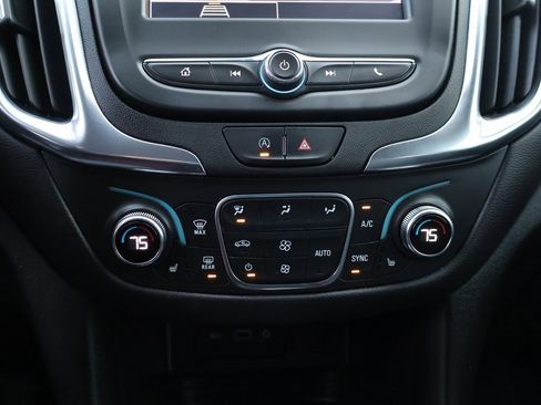 Used 2024 Chevrolet Equinox LT w/ LPO, Floor Liner Package image 29