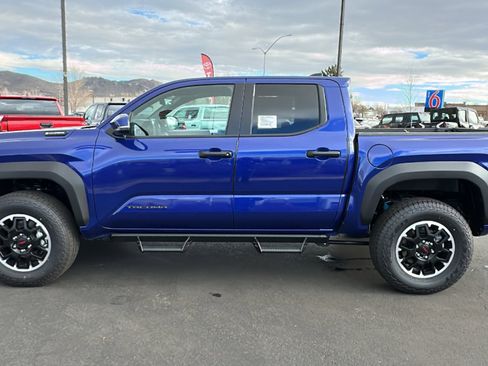 New 2025 Toyota Tacoma TRD Off-Road image 6