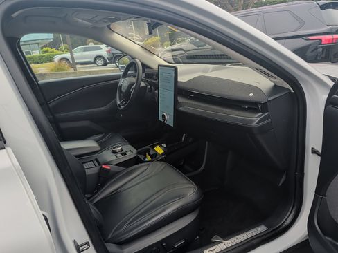 Used 2023 Ford Mustang Mach-E Premium RWD image 13