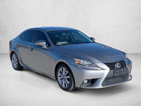 Used 2016 Lexus IS 200t image 3