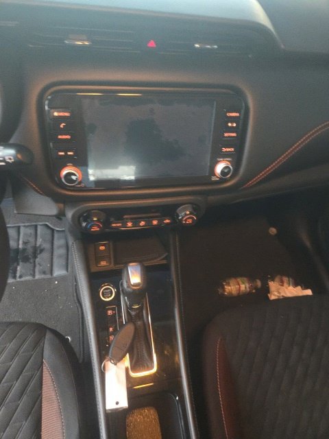 Used 2021 Nissan Kicks SR FWD image 11
