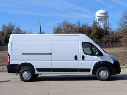 New 2026 RAM ProMaster 2500 w/ Safety Group image 9