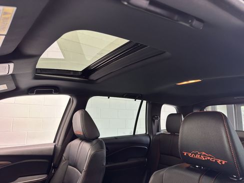 Used 2022 Honda Passport TrailSport image 39