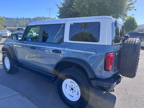 Used 2025 Ford Bronco Heritage Edition AWD/4WD image 8