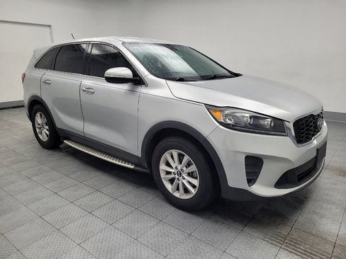 Used 2019 Kia Sorento L FWD image 11