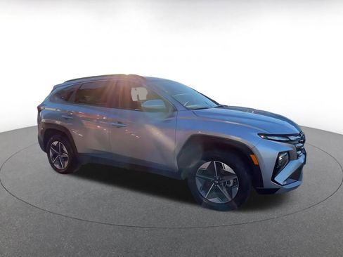 Used 2025 Hyundai Tucson SEL image 2