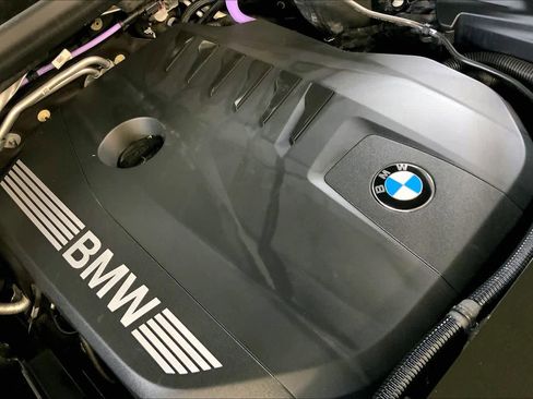 Certified 2024 BMW X5 xDrive40i w/ M Sport Package AWD/4WD image 31