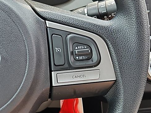 Used 2018 Subaru Forester 2.5i AWD/4WD image 20