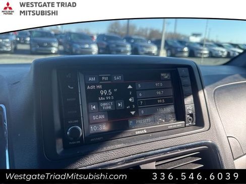 Used 2017 Dodge Grand Caravan GT image 19