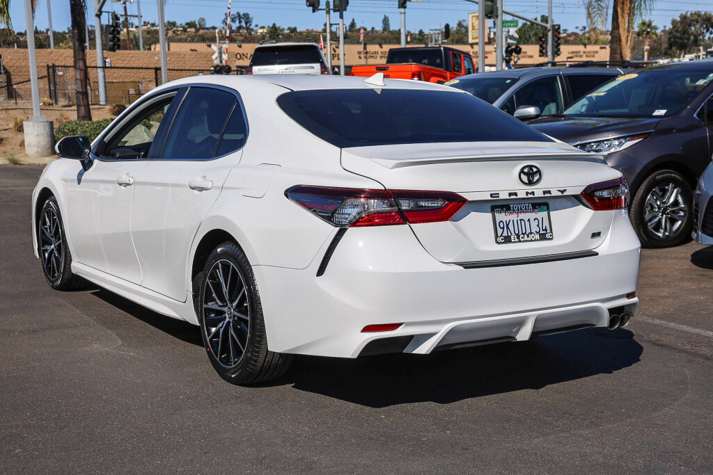 Certified 2024 Toyota Camry SE FWD image 21
