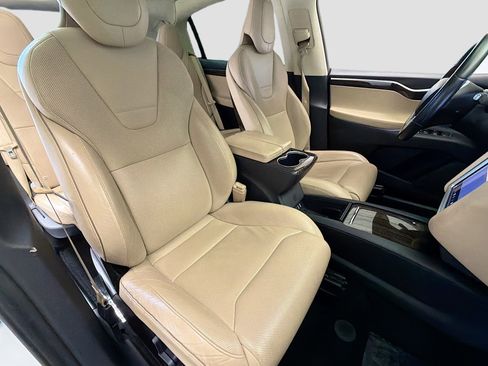 Used 2016 Tesla Model X 75D image 15