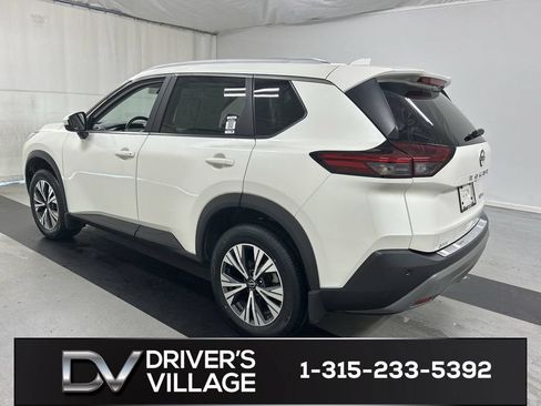 Used 2023 Nissan Rogue SV w/ SV Premium B Package AWD/4WD image 7