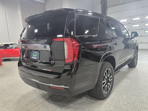 Certified 2024 GMC Yukon AT4 w/ AT4 Premium Package AWD/4WD image 5