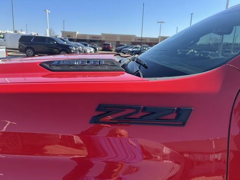 Used 2024 Chevrolet Silverado 2500 Custom w/ Custom Value Package image 14