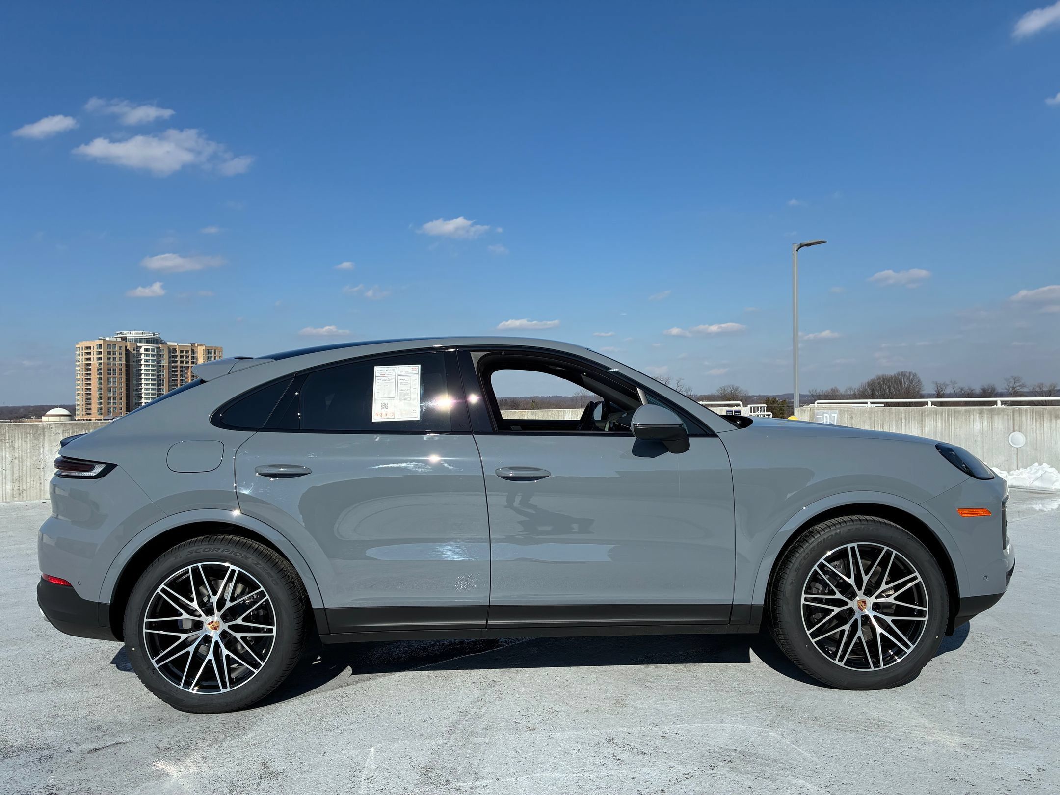 Used 2026 Porsche Cayenne Coupe AWD/4WD image 8