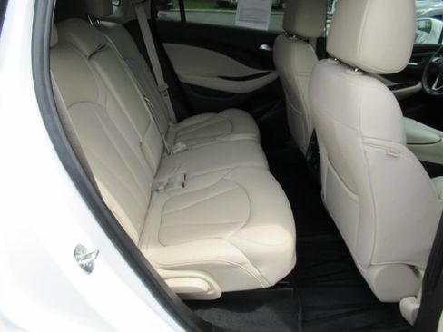 Used 2020 Buick Envision Essence FWD image 32