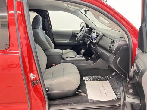 Used 2021 Toyota Tacoma SR image 10