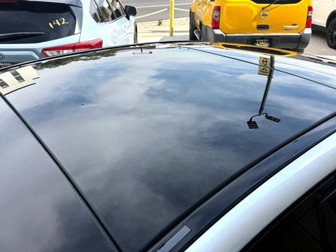 Used 2018 Mercedes-Benz C 300 4MATIC Sedan image 35