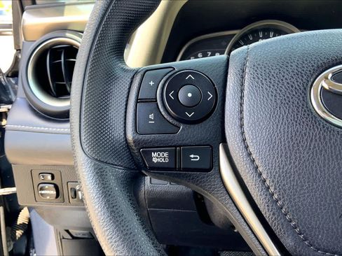 Used 2014 Toyota RAV4 XLE FWD image 23