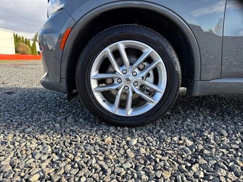 Used 2024 Dodge Durango GT image 28