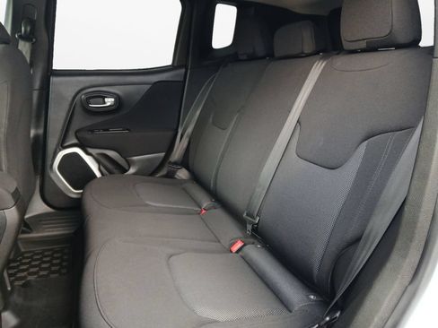 Used 2019 Jeep Renegade Sport w/ Sport Appearance Group AWD/4WD image 22