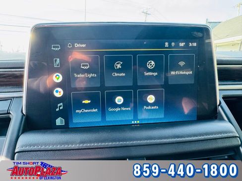 Used 2022 Chevrolet Suburban LT w/ Luxury Package image 31