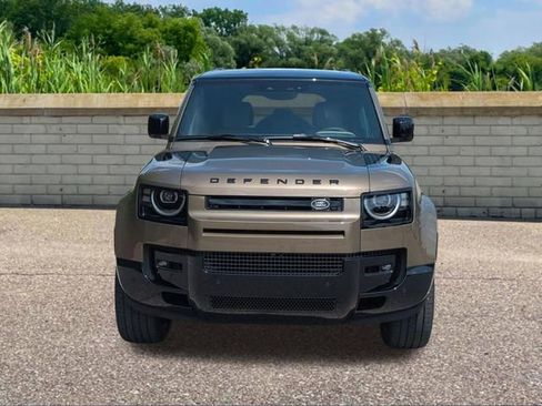 New 2026 Land Rover Defender 110 X-Dynamic SE AWD/4WD image 2
