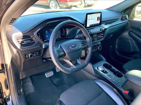 Used 2024 Ford Escape ST-Line image 34