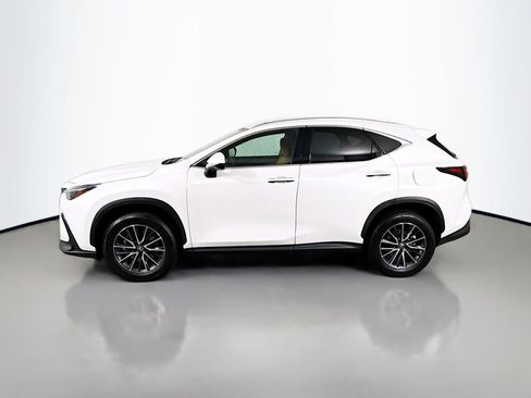 Used 2025 Lexus NX 250 FWD w/ Towing Package (2000 Lbs) image 8