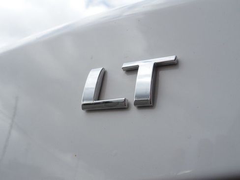 Used 2016 Chevrolet Cruze LT FWD image 21