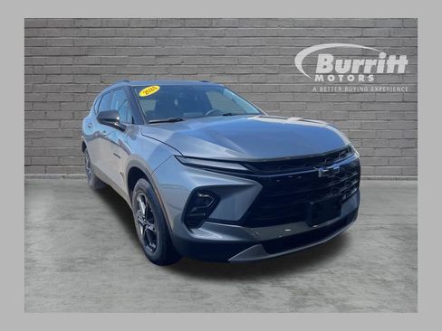 Used 2024 Chevrolet Blazer LT w/ Convenience Package AWD/4WD image 1