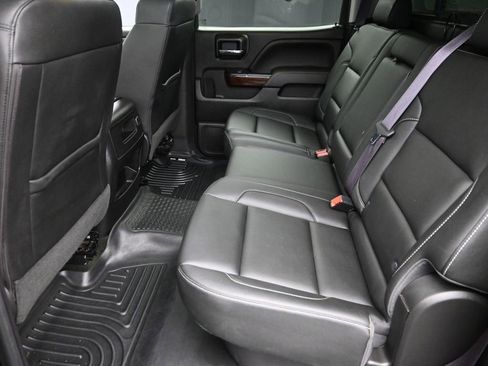 Used 2017 GMC Sierra 1500 SLT w/ SLT Premium Package image 10