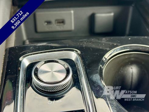 Used 2025 Buick Envision Sport Touring image 22