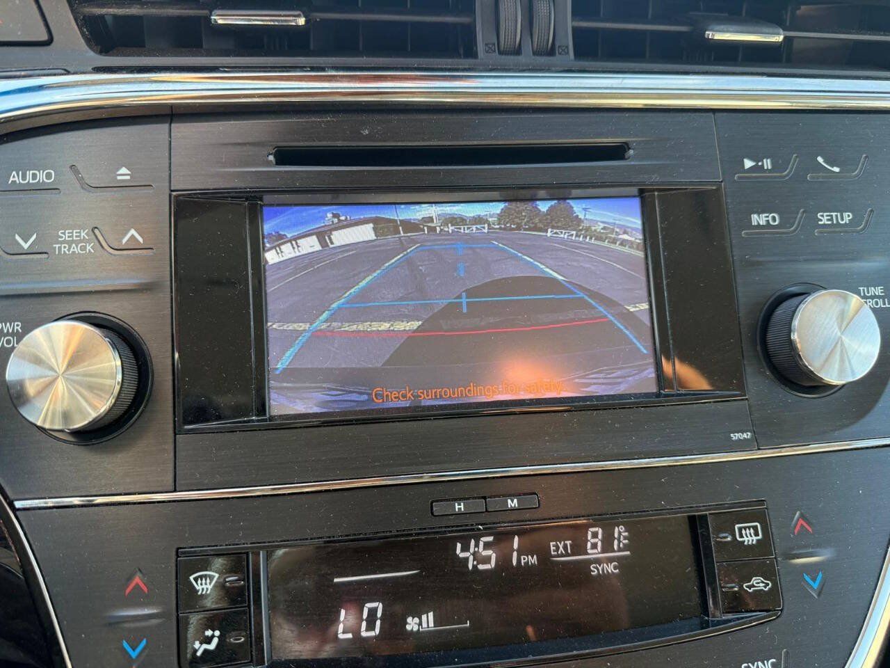 Used 2014 Toyota Avalon XLE FWD image 12